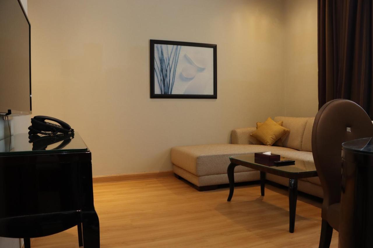 Executive Suite