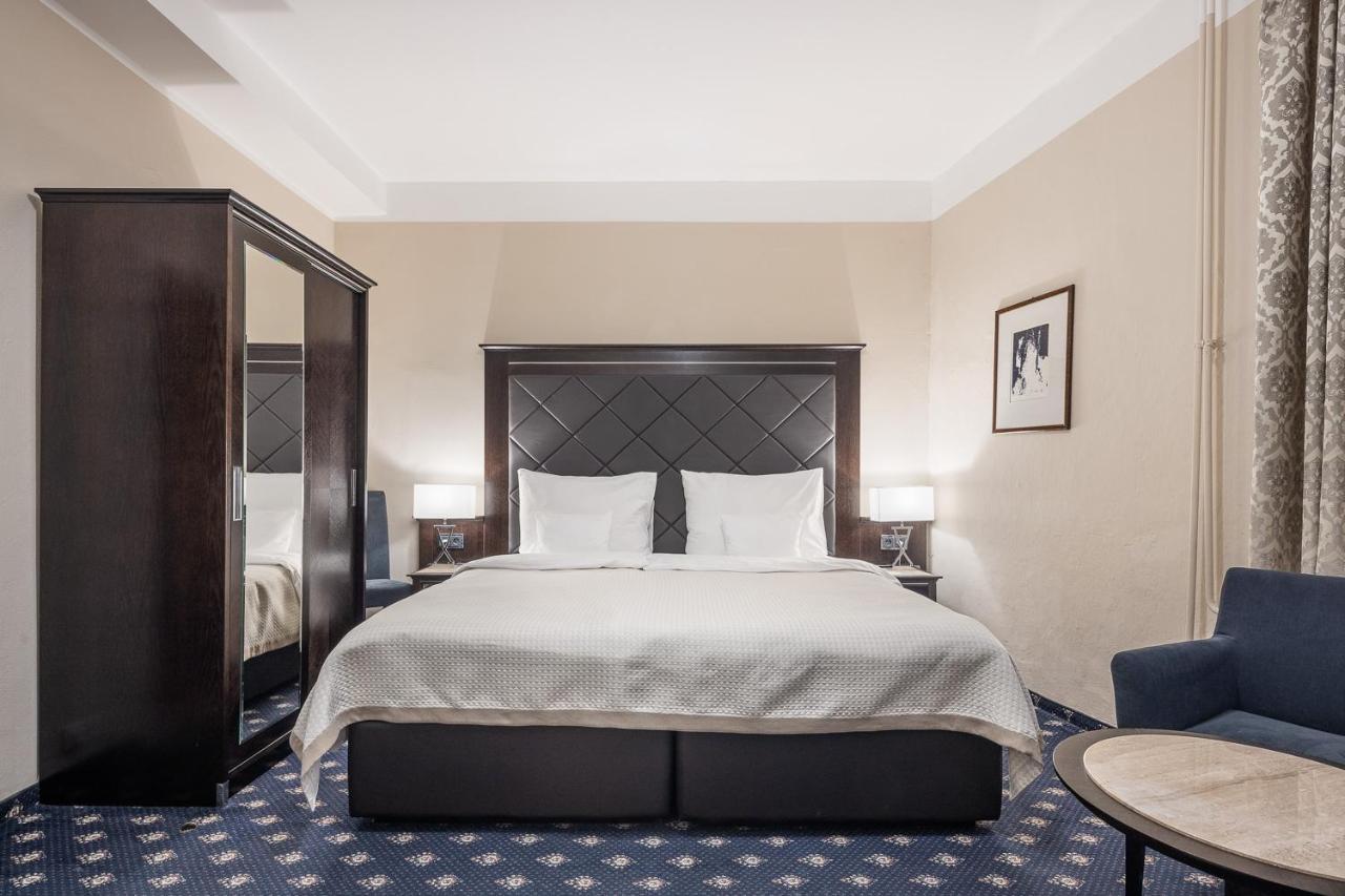 Superior Double Room,1345357586:JPEG