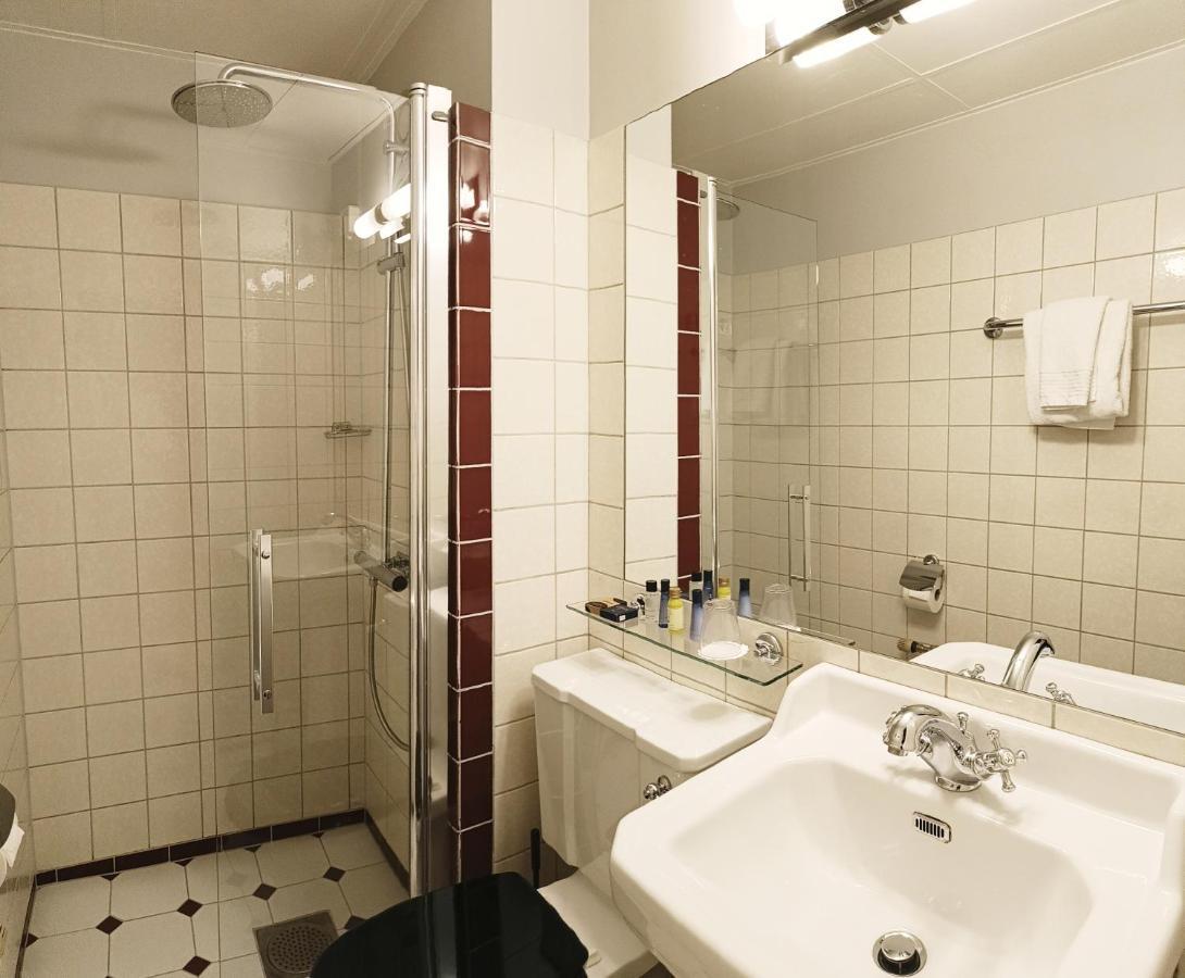 Classic Single Room,1353236572:JPEG