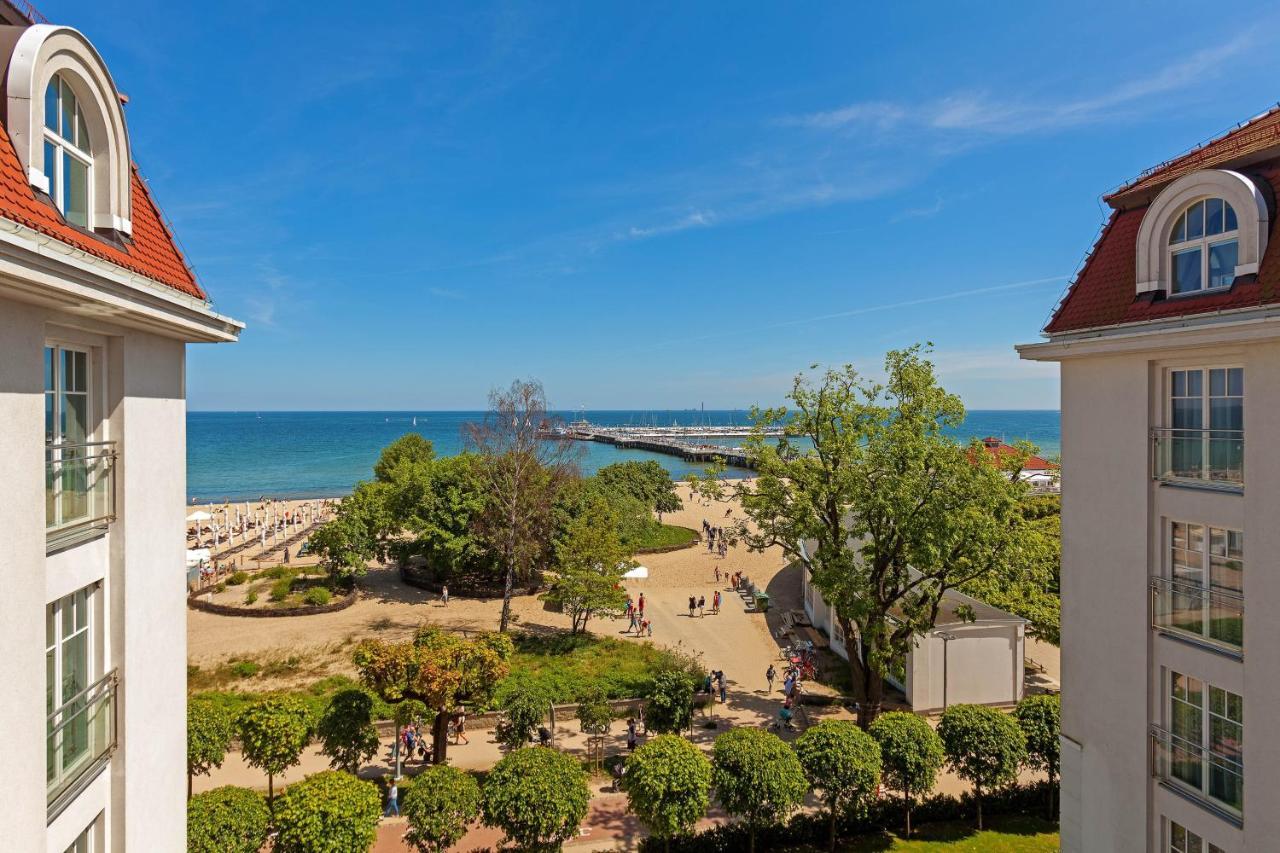 Svit Sopot med havsutsikt och tillgång till Club Lounge och spa