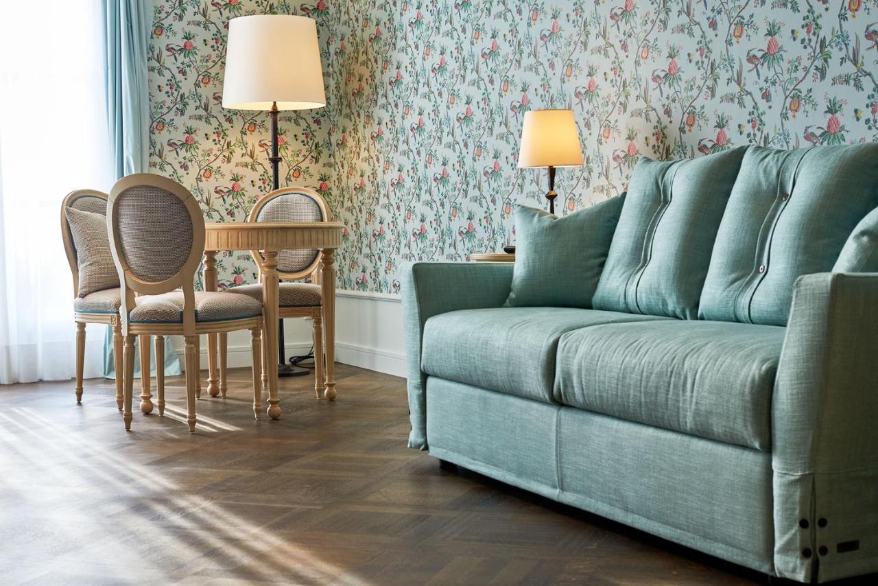 Rachmaninoff Suite Terrace Lake View