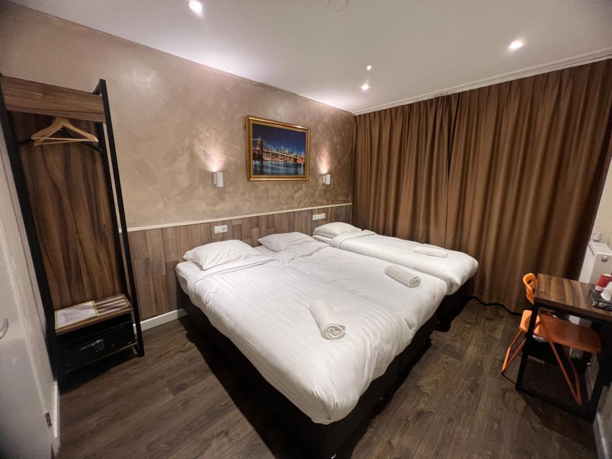 Triple Room Private Bathroom