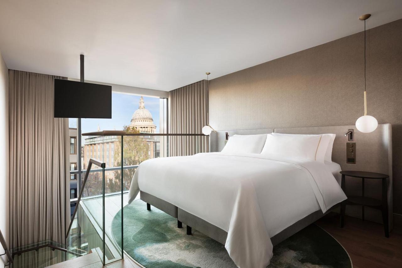 St Paul's Duplex Suite City View
