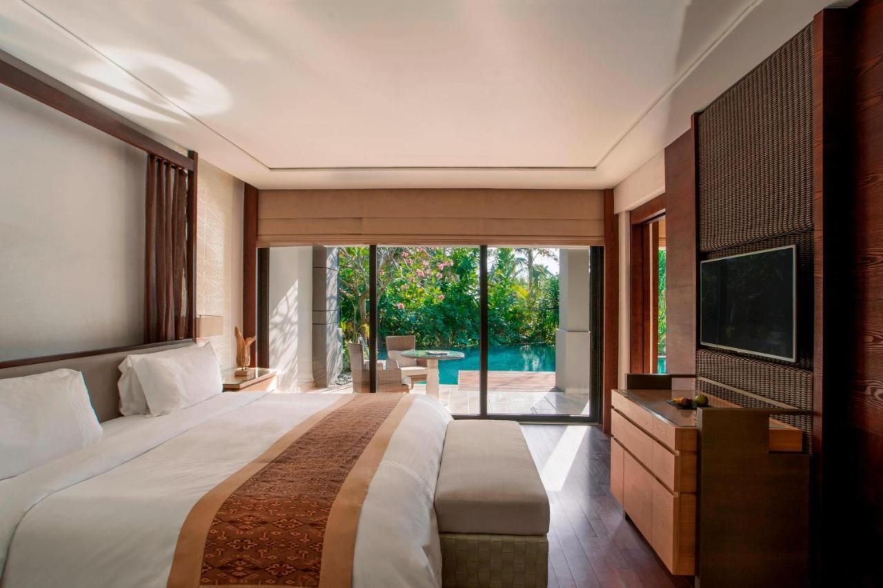 Ritz-Carlton Pool Access Suite Two Bedroom Daily Resort Activity