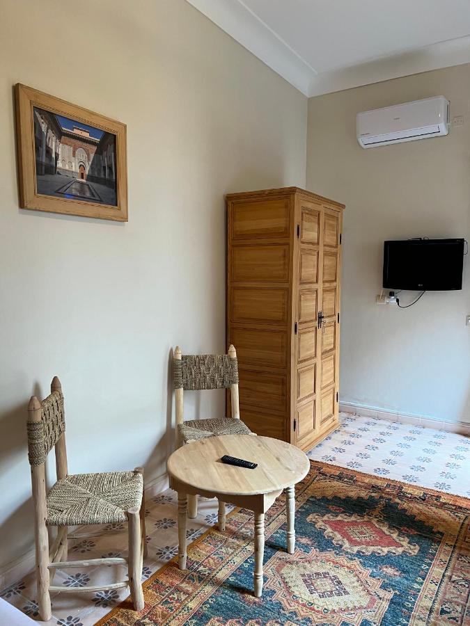 Double Room,1359539219:JPEG