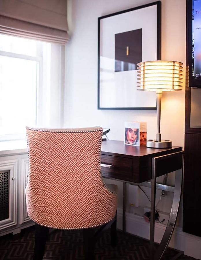 Juniorsvit med bäddsoffa