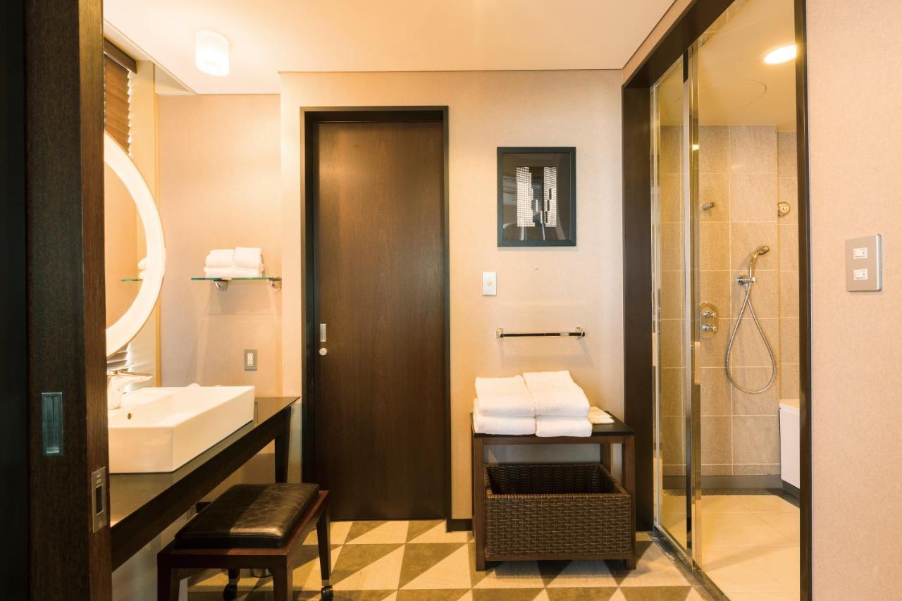 Juniorsuite i Premium-etasjen med king-size-seng og tilgang til lounge