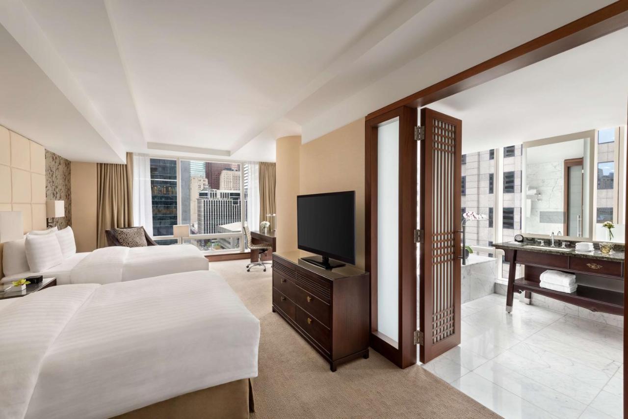 Premier View Room