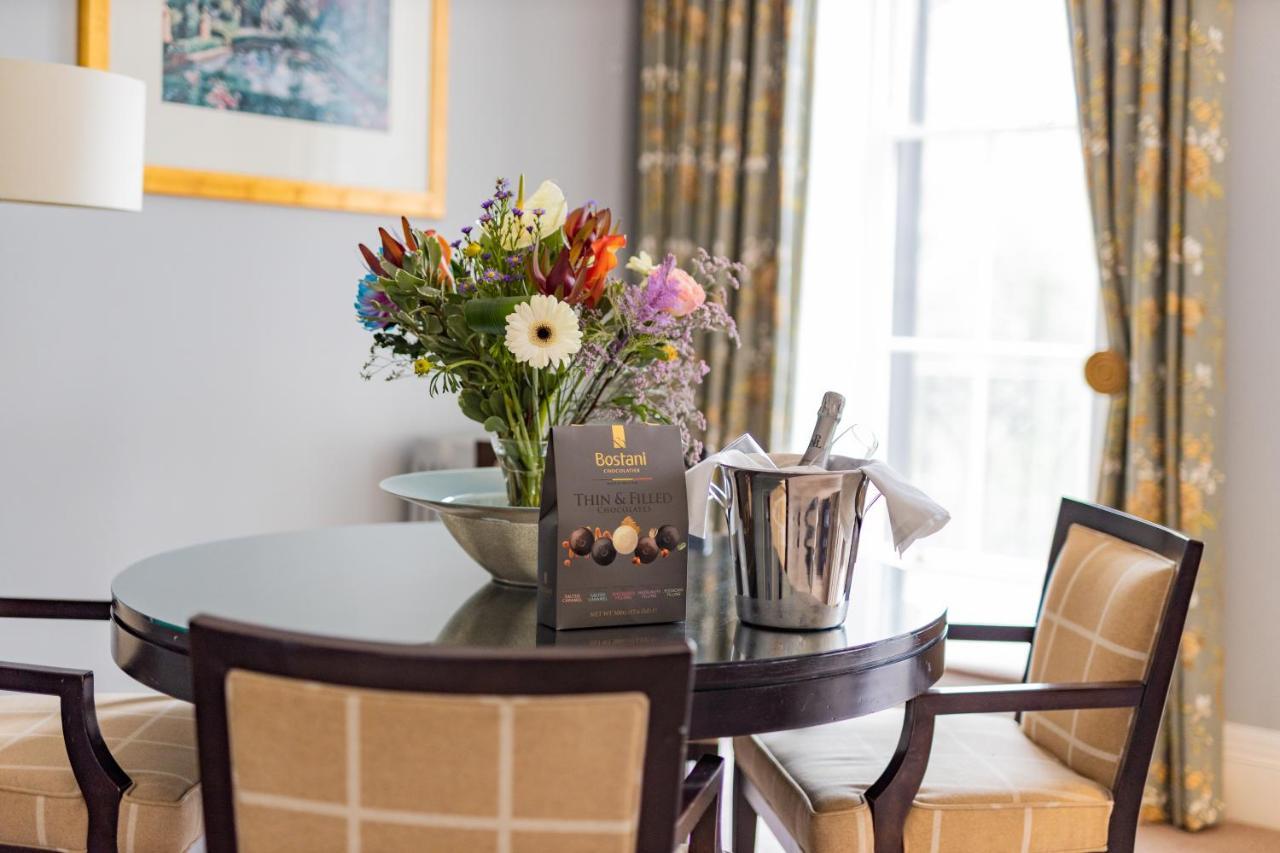 Virginia Woolf Signature Suite