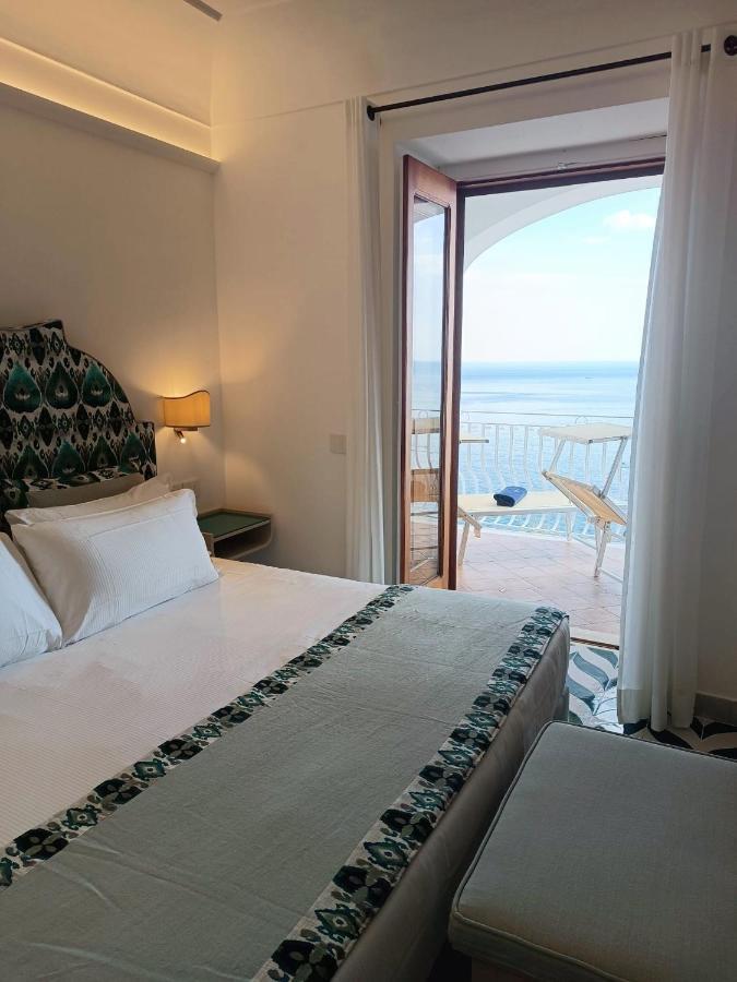King Room with Spa Bath with Balcony and Sea View,1373917646:JPEG