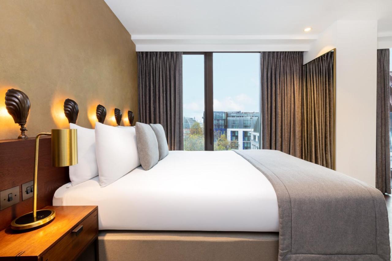 Premium Queen Room Balcony City View