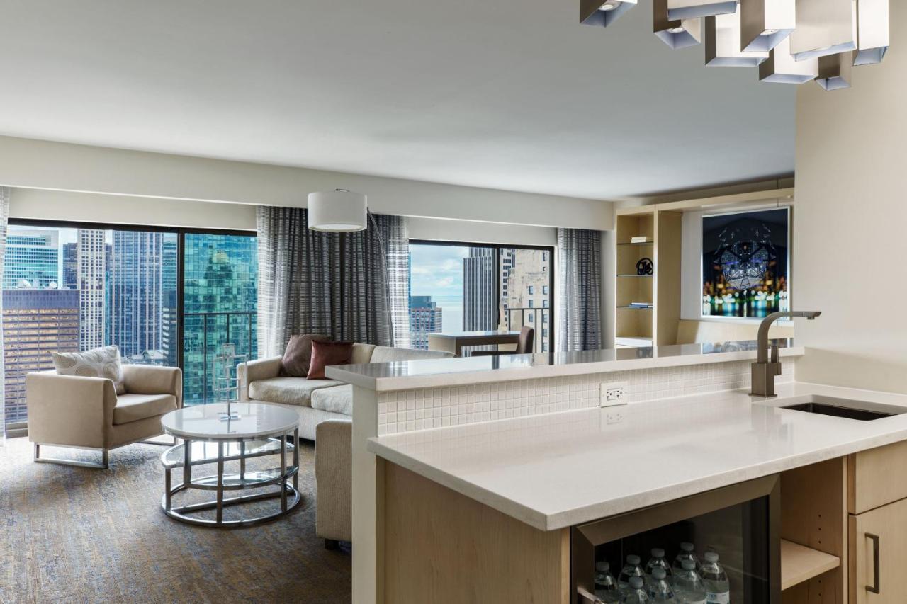 One-Bedroom Suite Premium City View