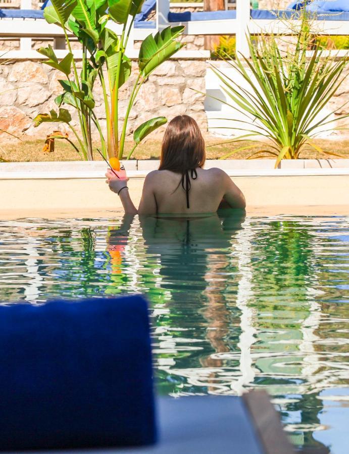 Junior Suite Sharing Pool