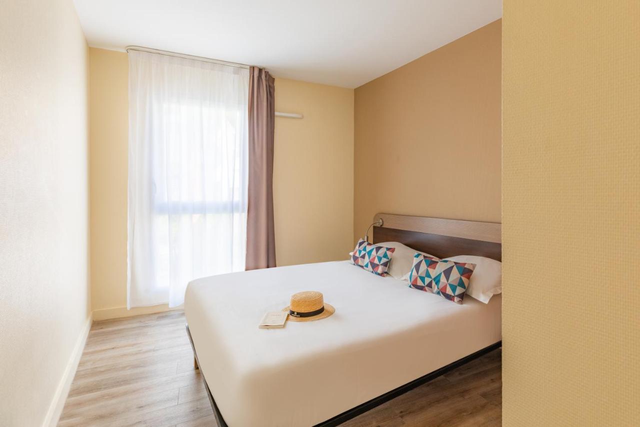 Two-Bedroom Apartment,1380666293:JPEG