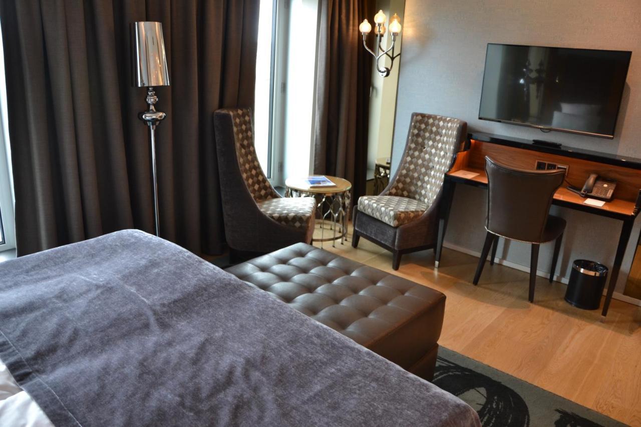 Deluxe Interconnecting Room