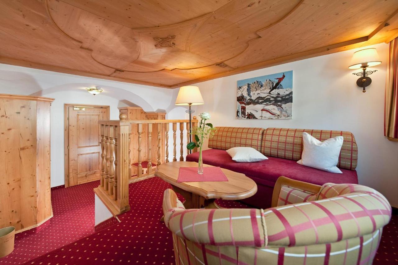 One-Bedroom Suite,1396532432:JPEG