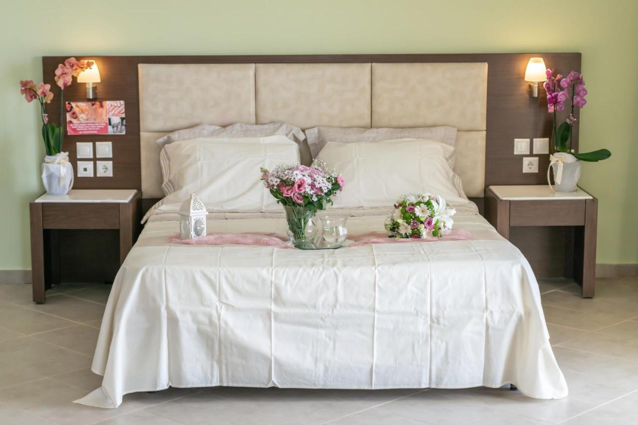 Standard Double or Twin Room,1402423169:JPEG