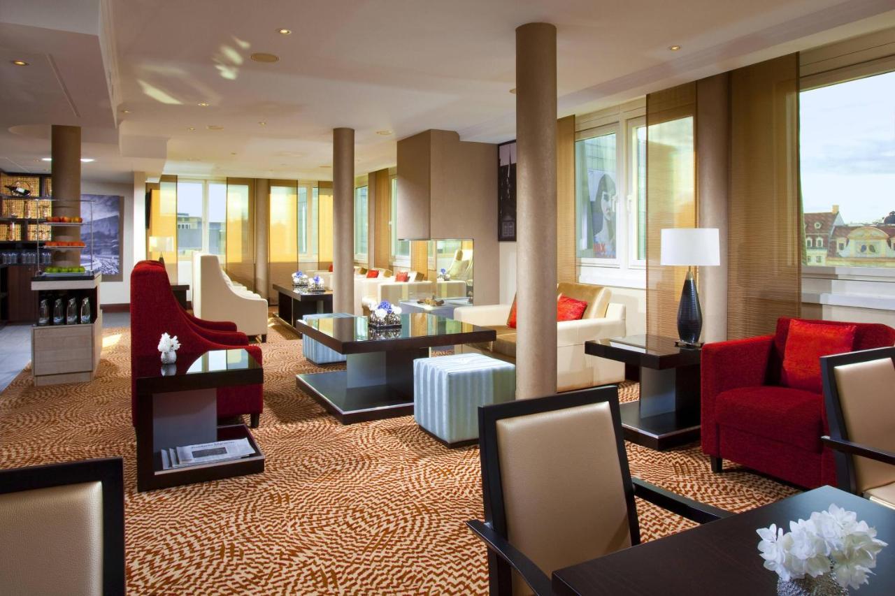 Executive lounge access Room two 14 x 2m Beds