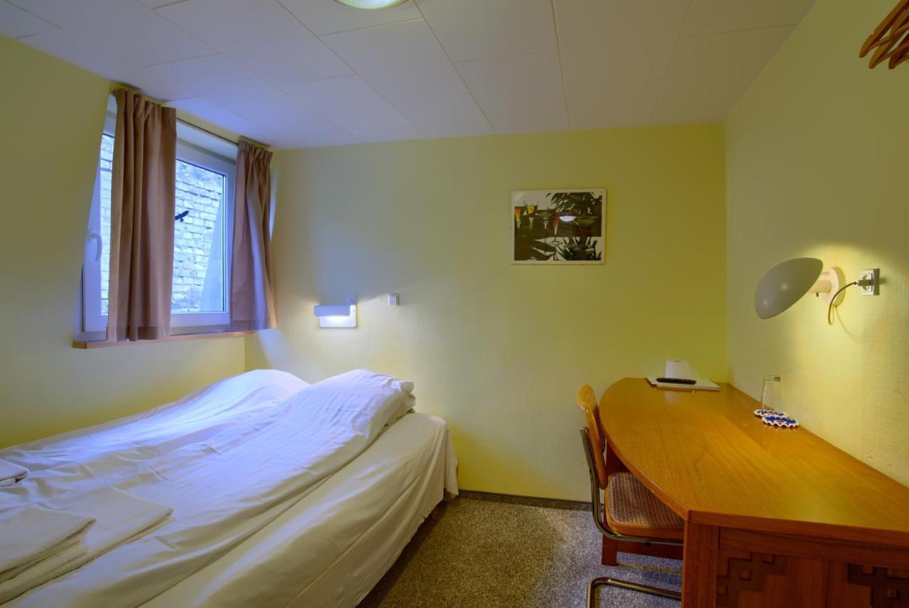 Quadruple Room with Private Bathroom - 2 separate rooms