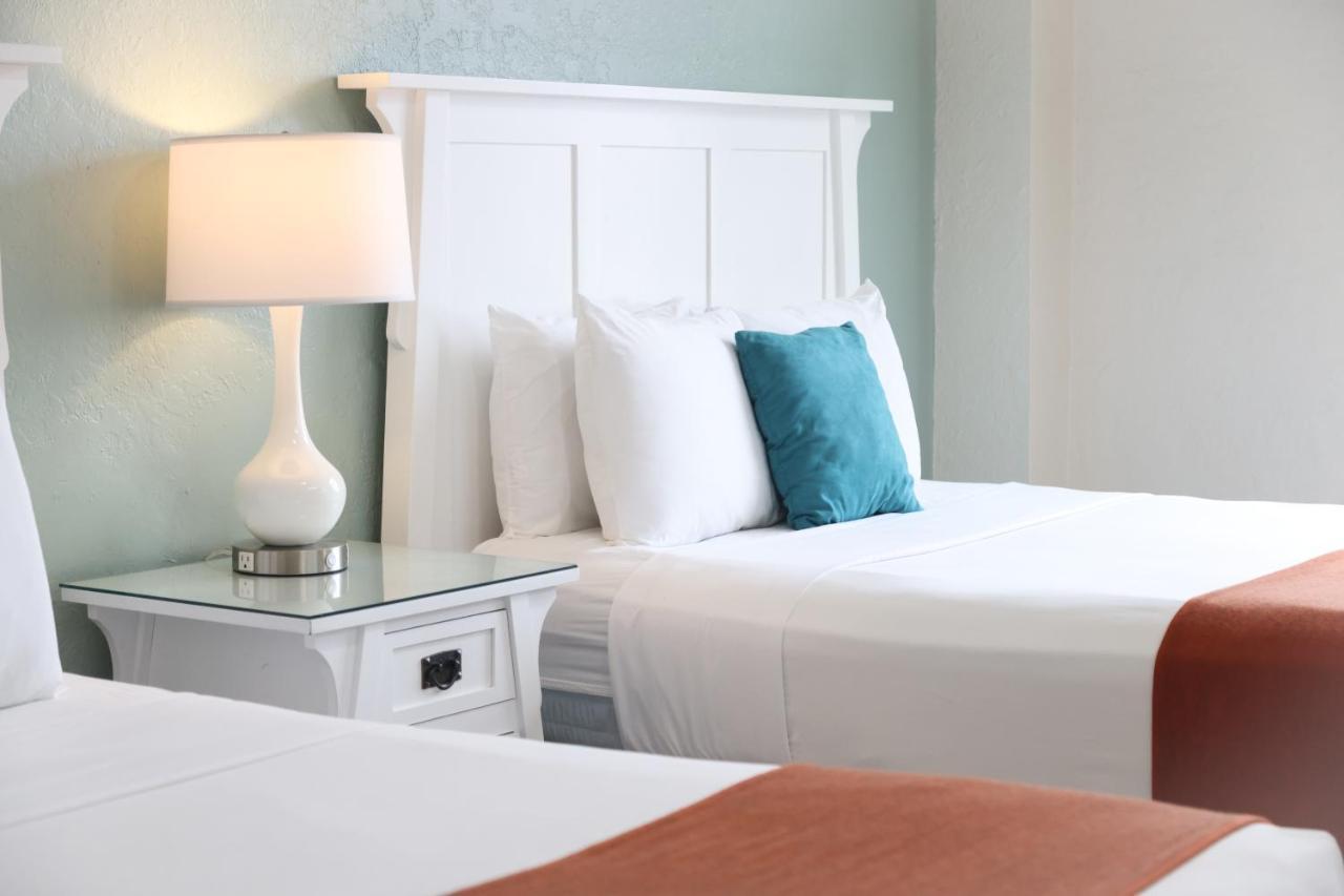 Queen Room Two Queen Beds