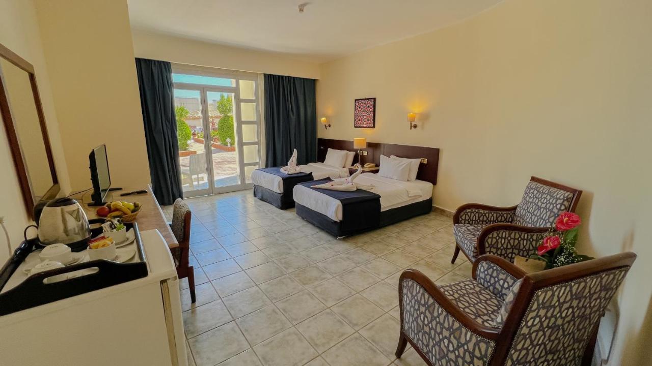 Double or Twin Room Pool View