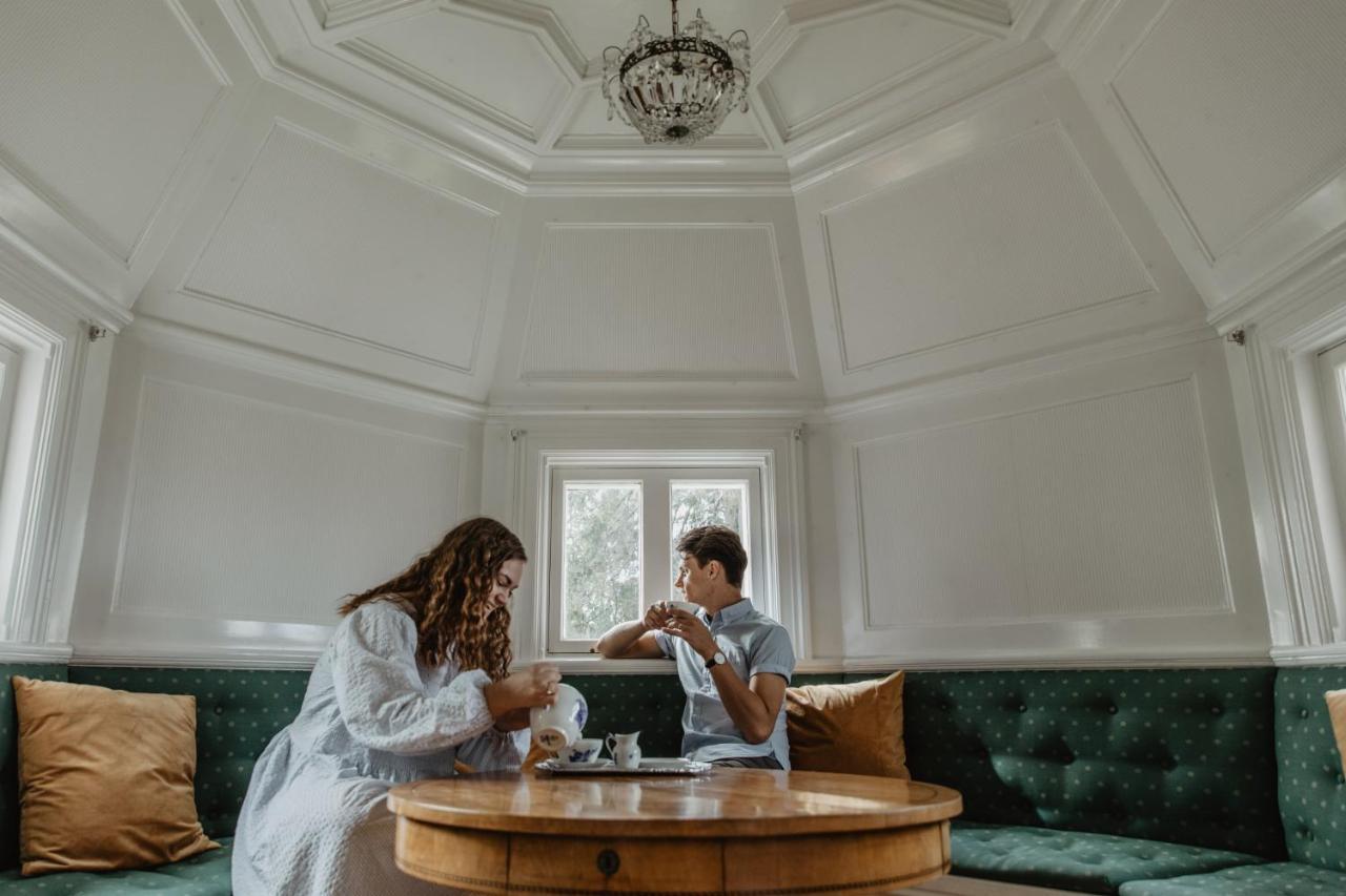 Suite,1422830382:JPEG