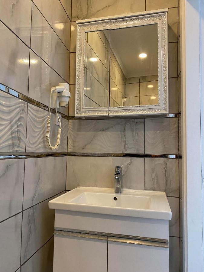 Triple Room,1422871512:JPEG