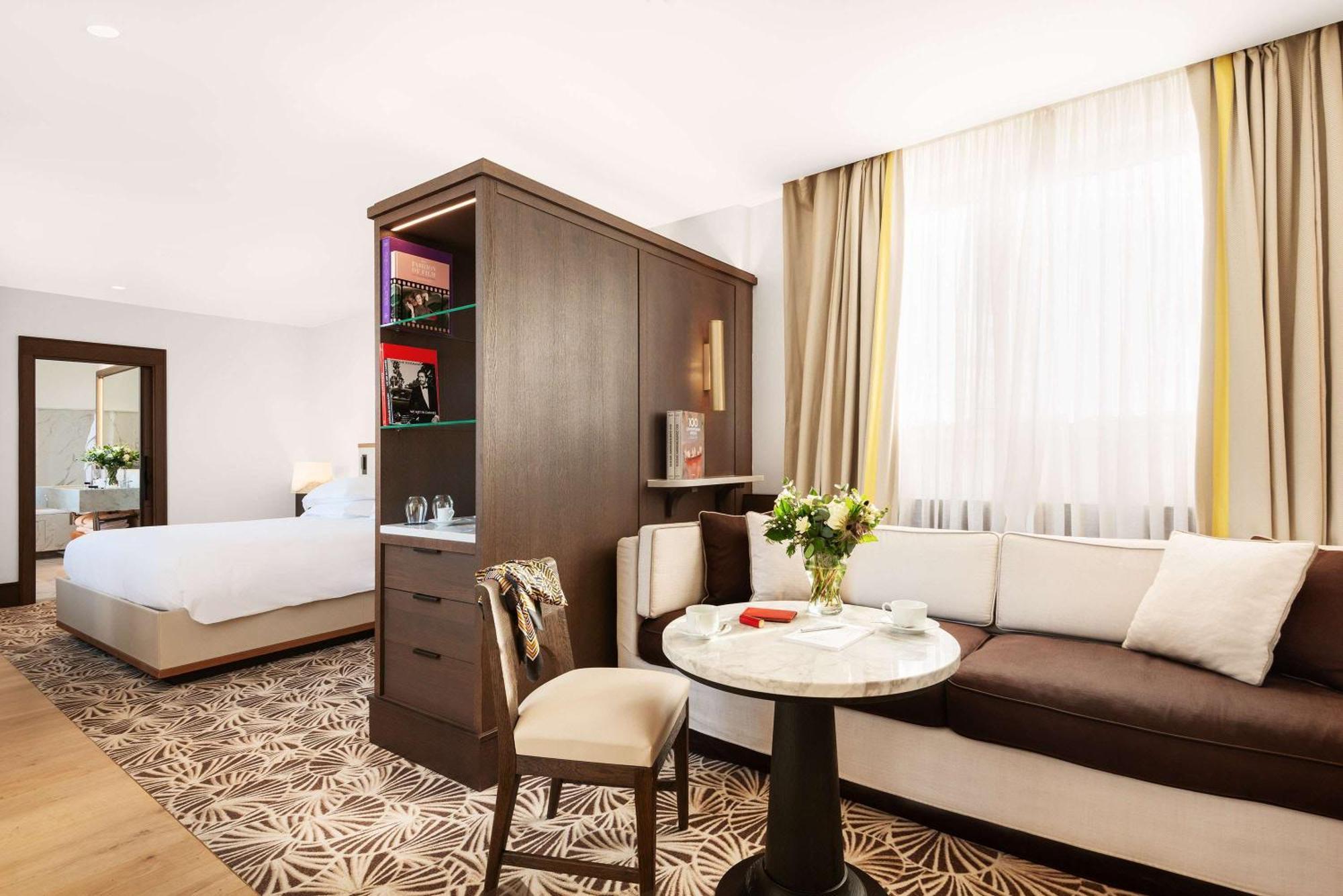 Suite