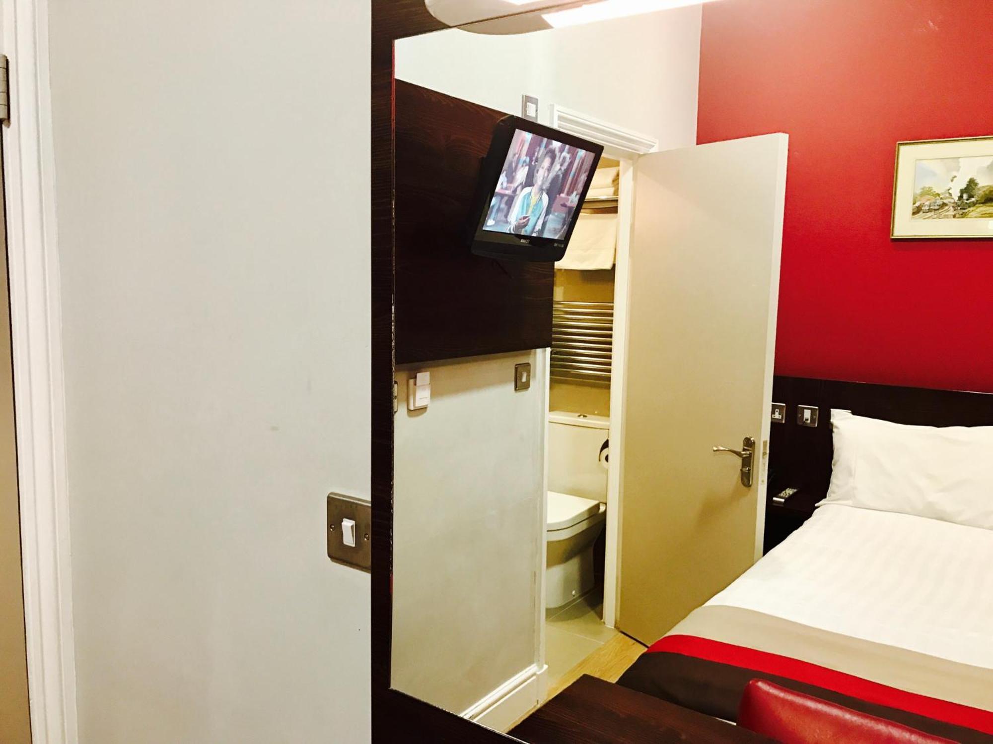 Basic Double Room