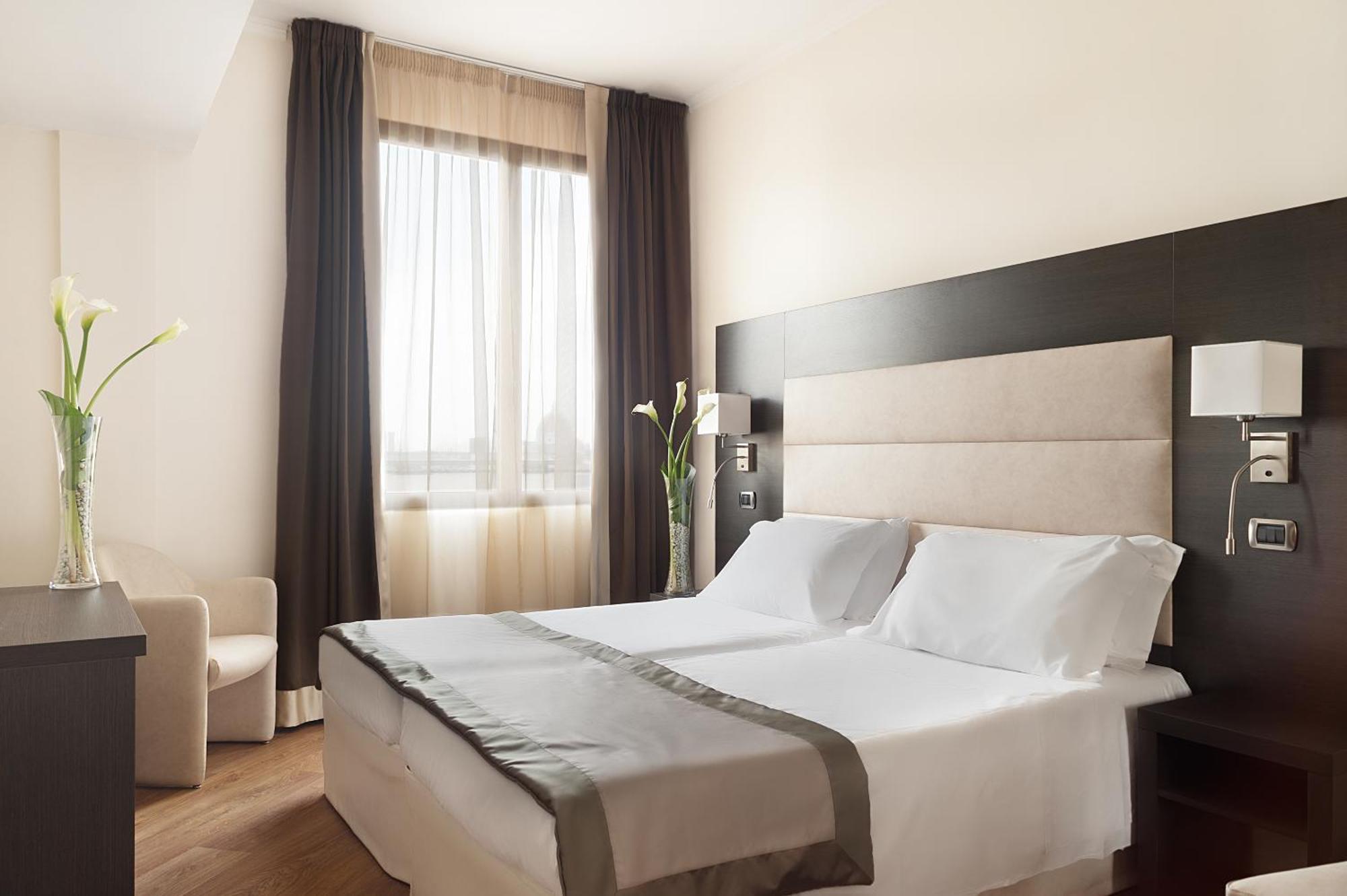Classic Double or Twin Room,402899664:JPEG