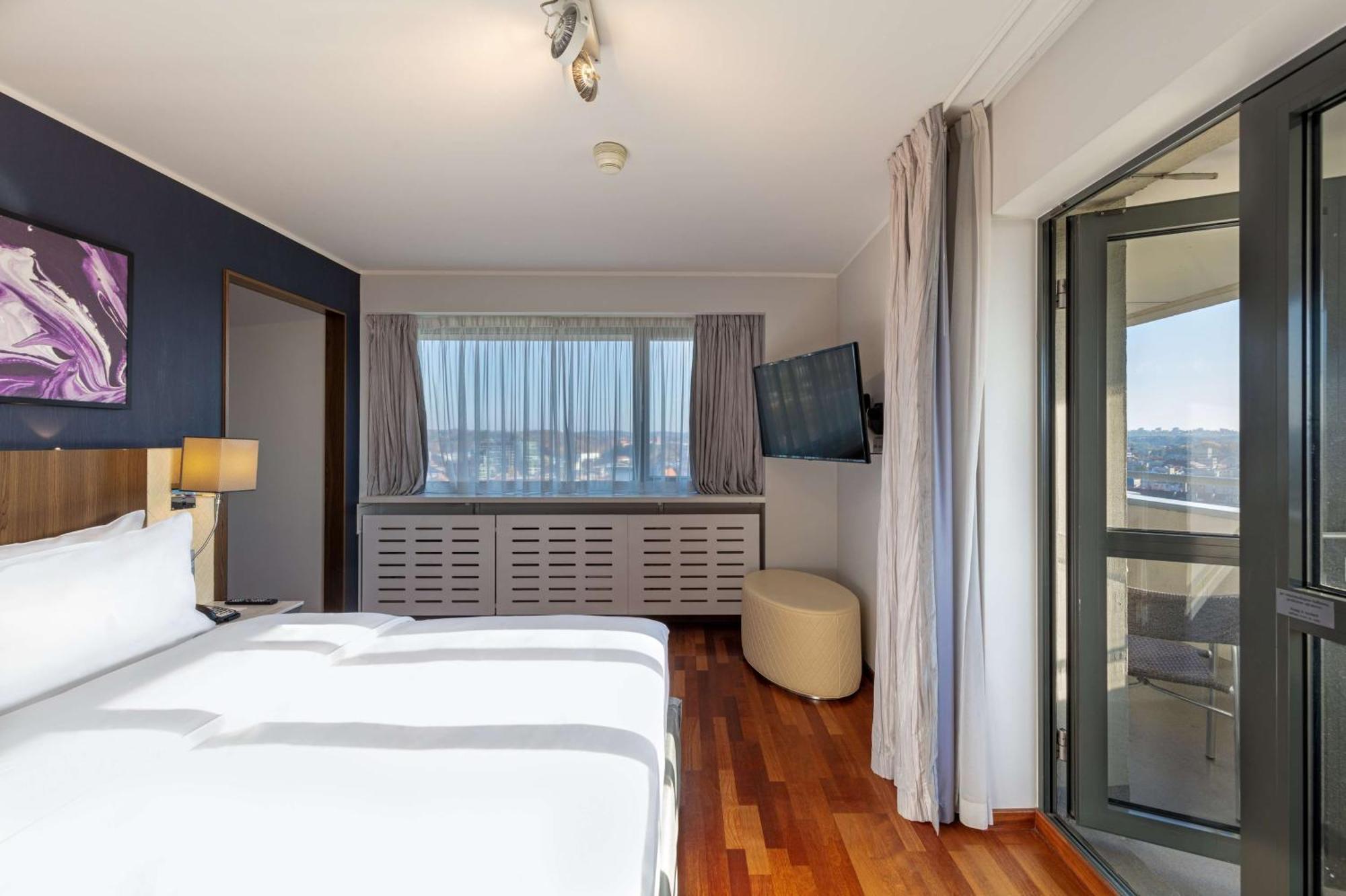 Suite Balcony Old Town View