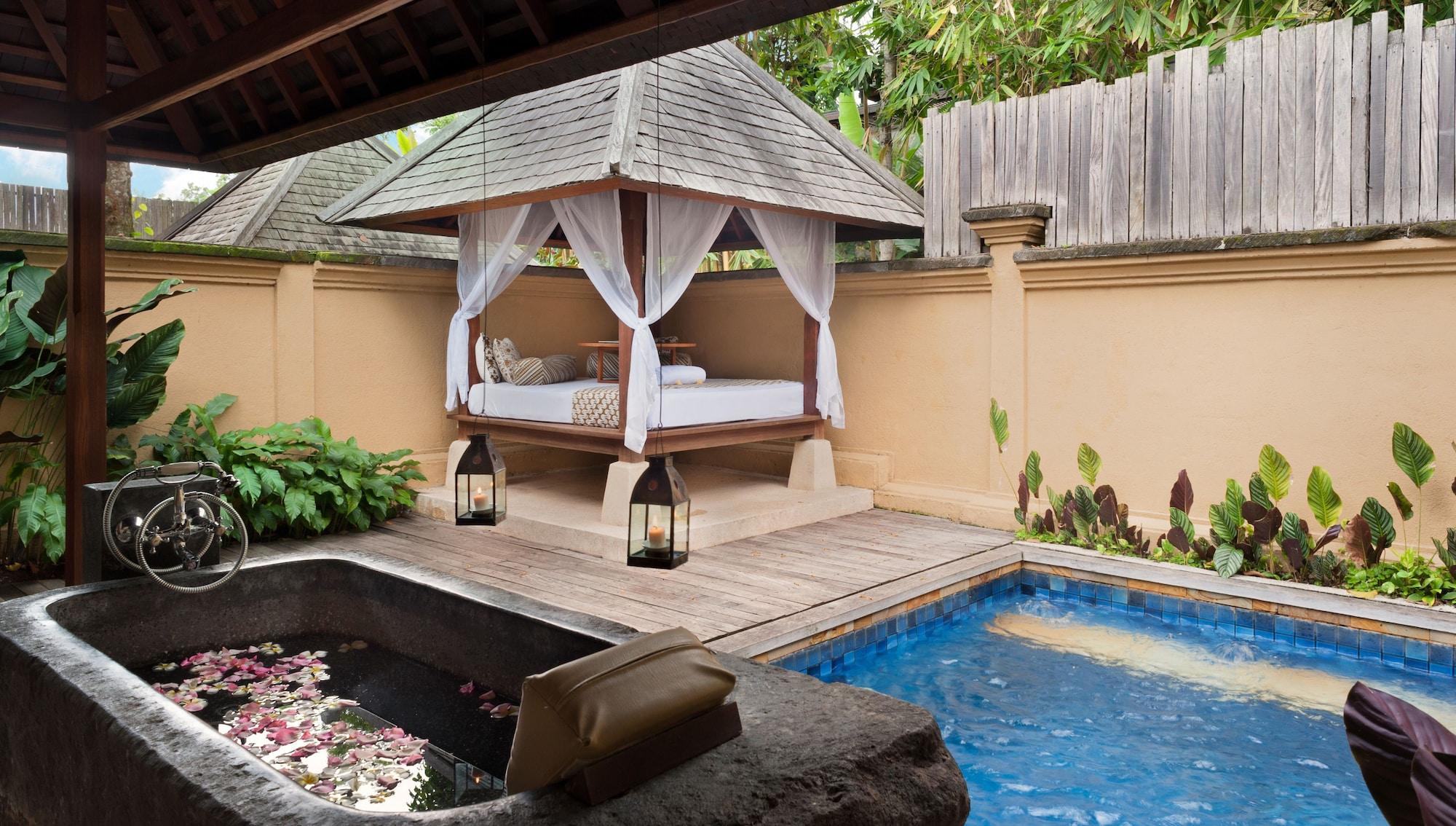 Courtyard Pool Villa
