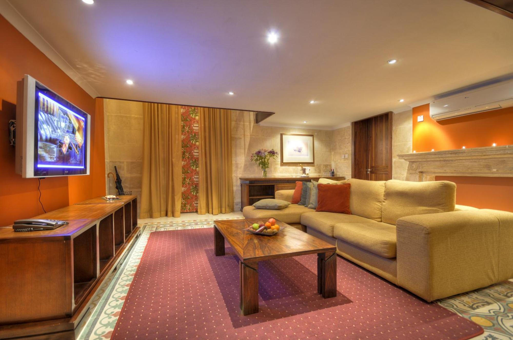 Superior Suite