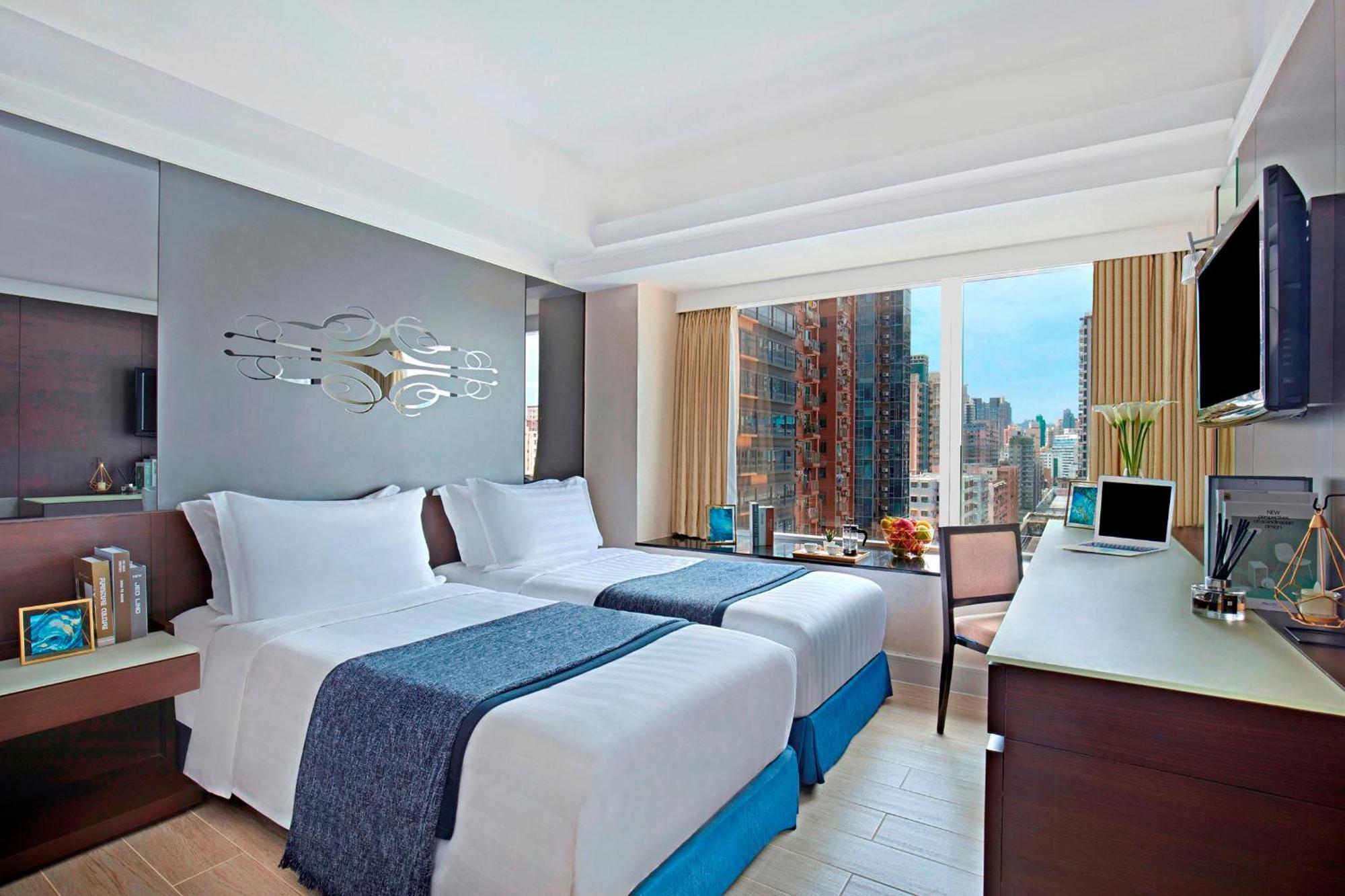 Adjoining Superior Room