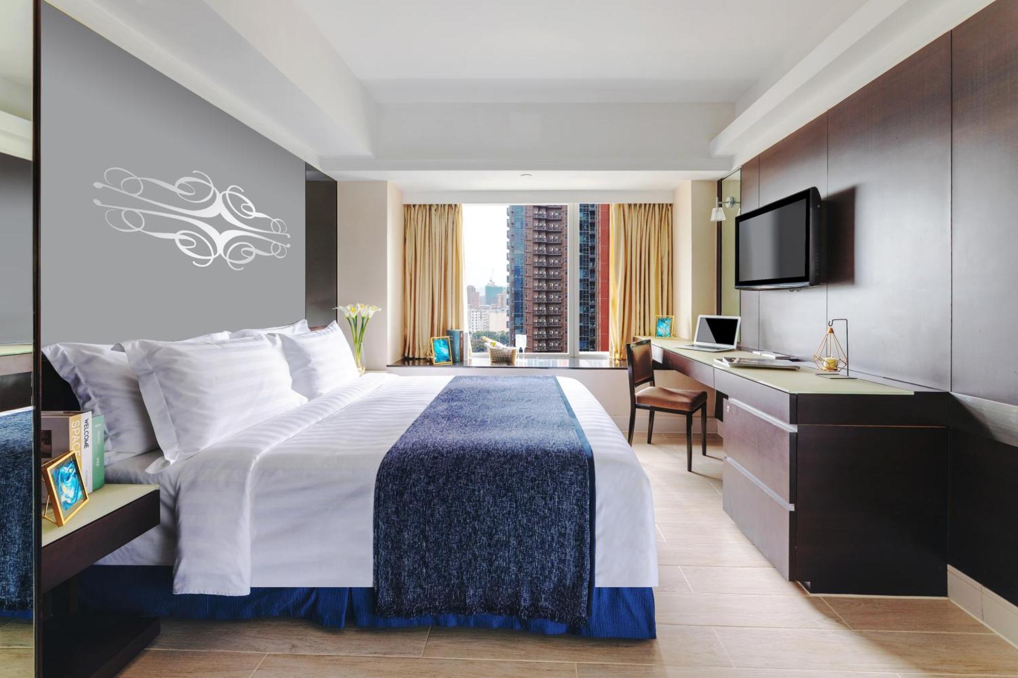 Adjoining Superior Room