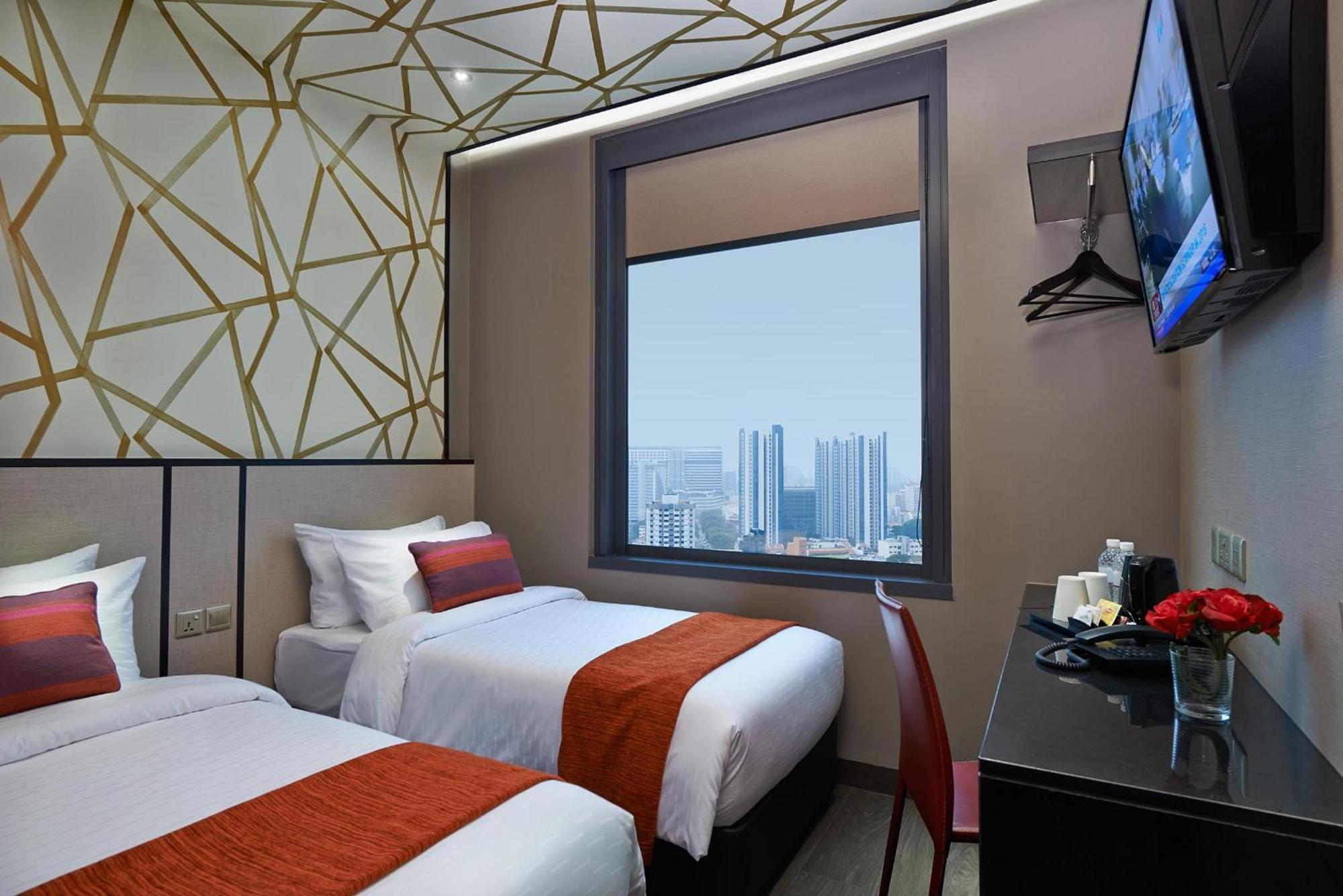 Superior Twin Room City View Halal Set