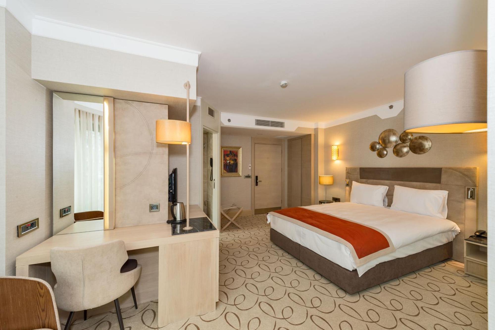 Superior Double Room,528366657:JPEG