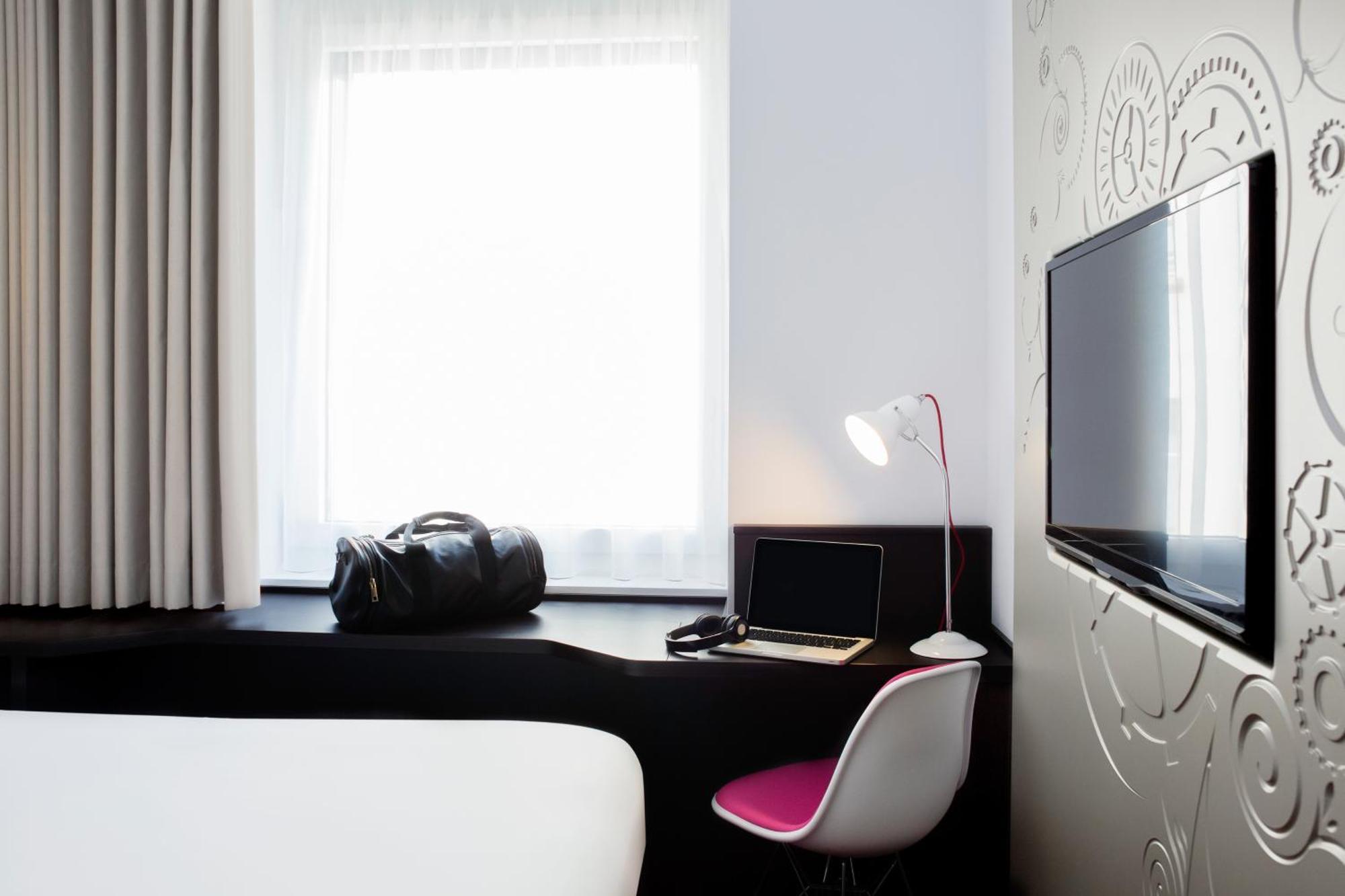 Junior One-Bedroom Apartment Mini Bar