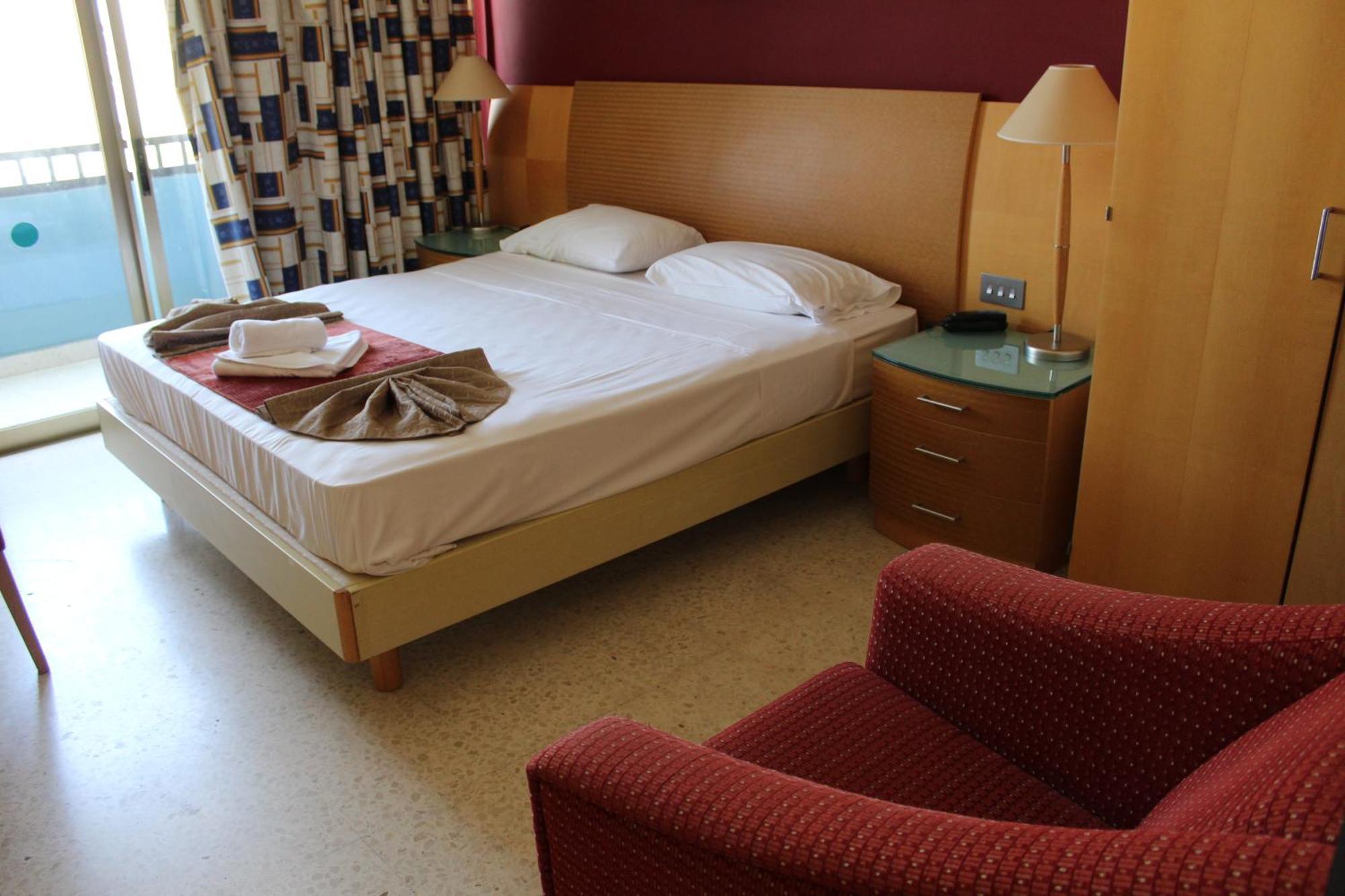 Double Room Terrace,1498675762:JPEG