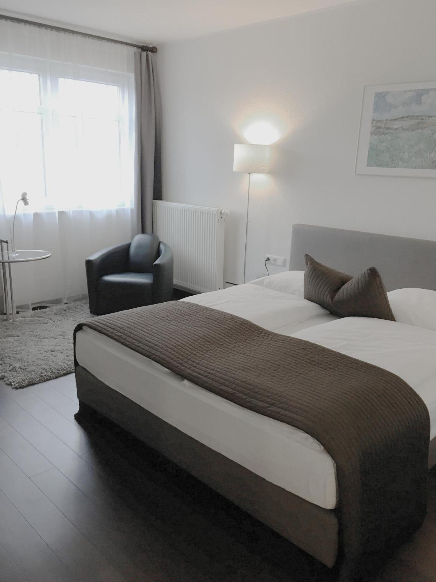 Deluxe Double Room,1219574881:JPEG