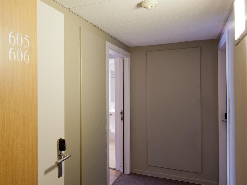 Two Connecting Double Rooms,1432033795:JPEG