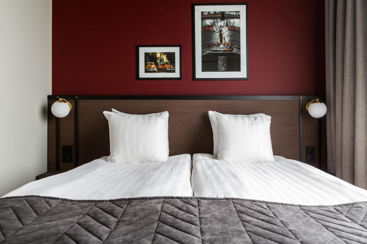 Twin Room,1489451200:JPEG