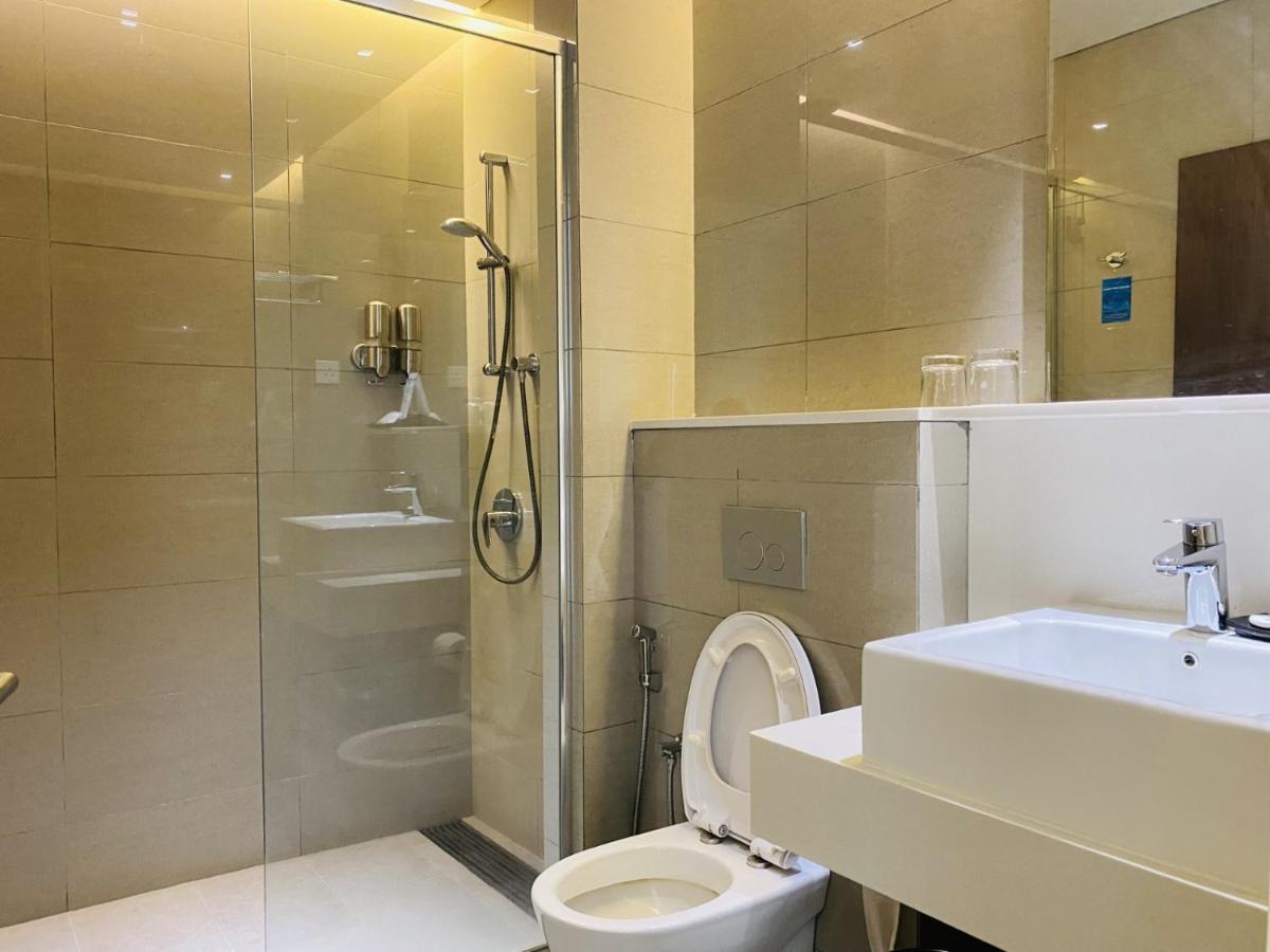 Executive Suite E2 (Two-Bedroom Suite)