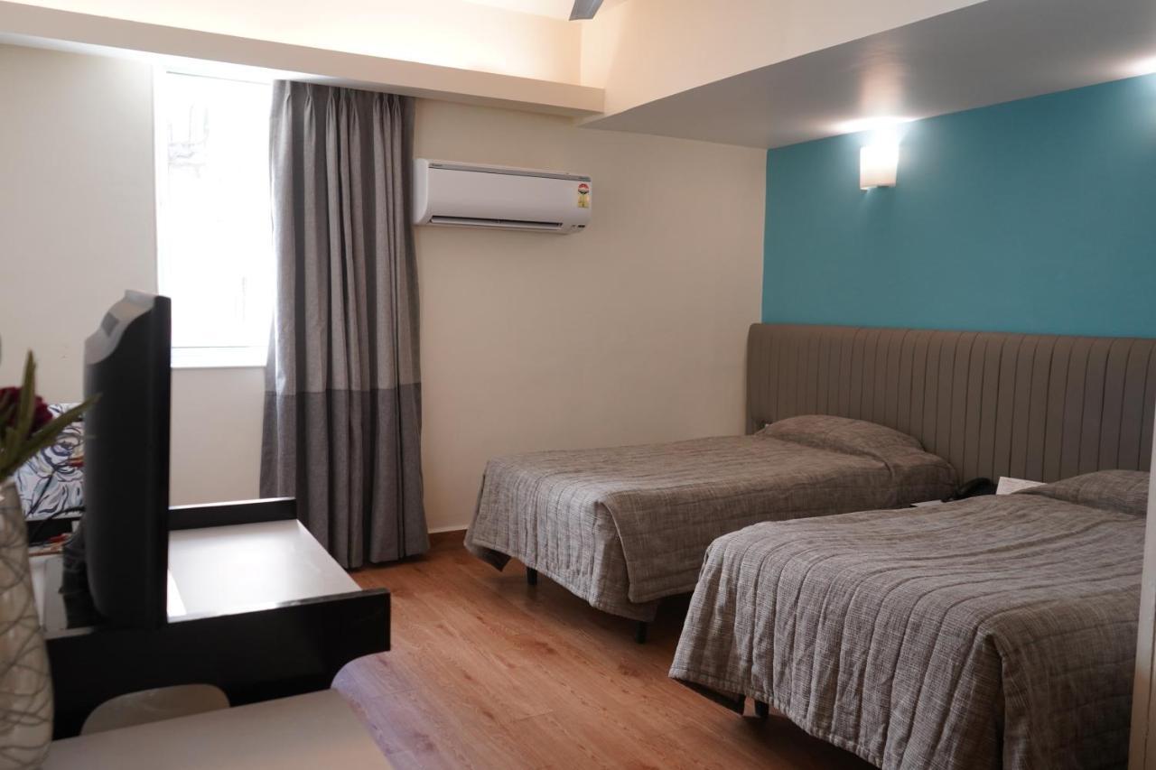 Superior Room,1499077978:JPEG