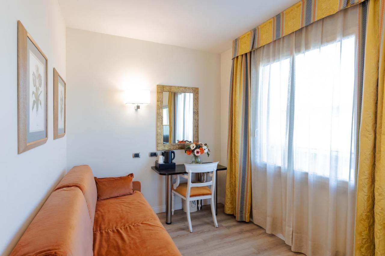 Junior Suite City View