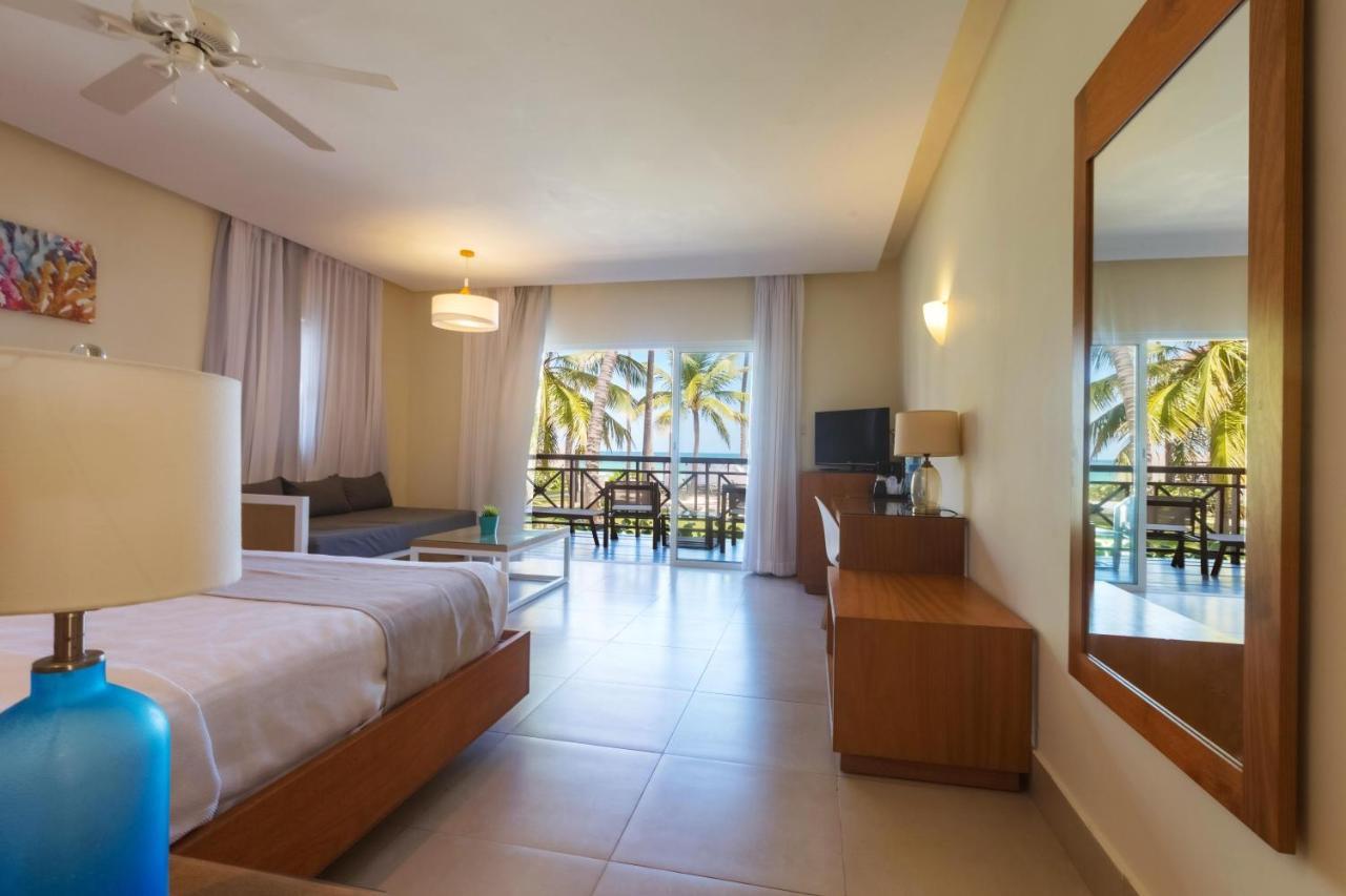 Suite Junior frente al mar Club Playa Premium