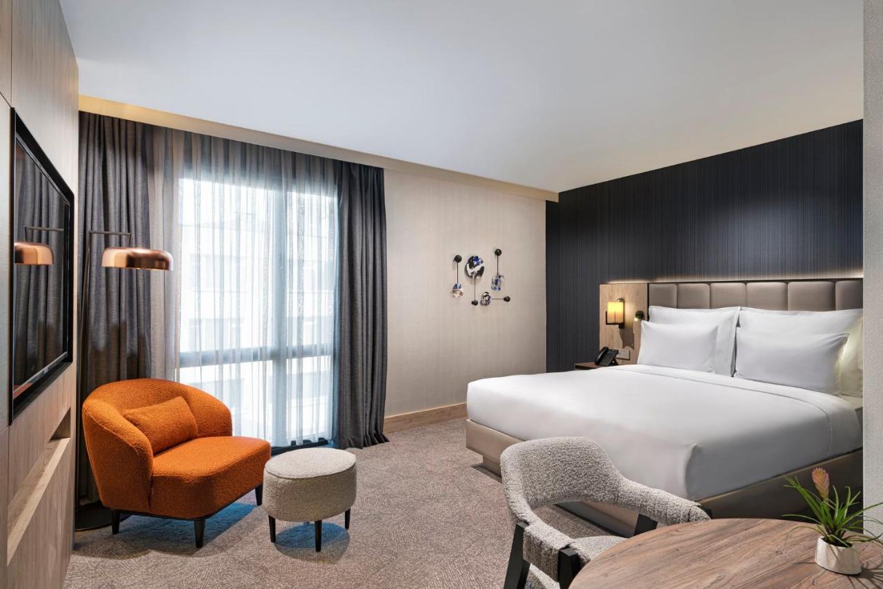 Premium King Room,1531976116:JPEG