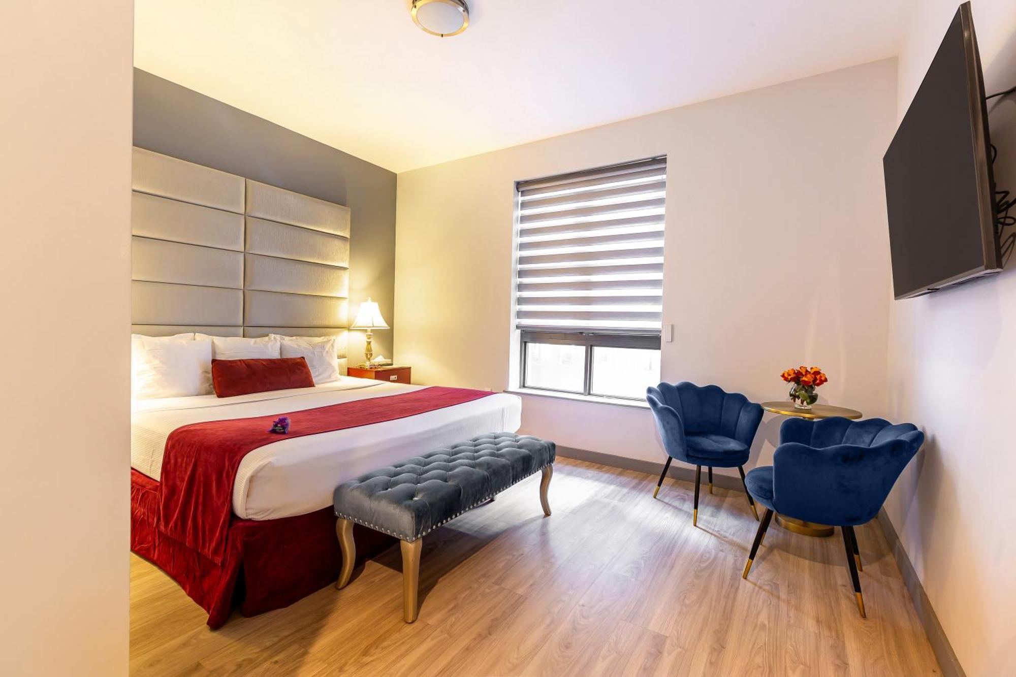 One King Bed Room, Superior,1498849426:JPEG