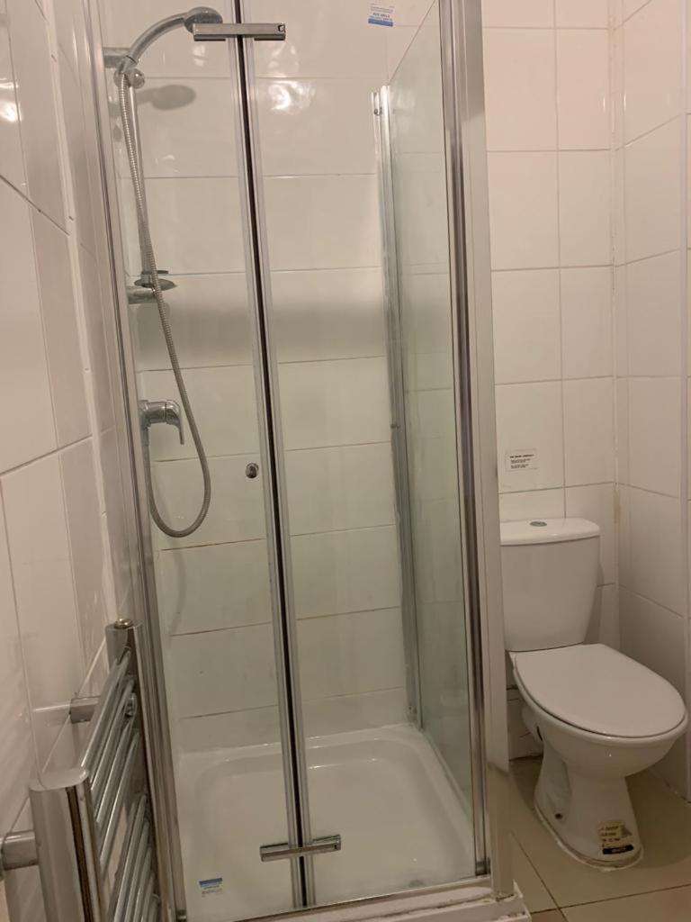 Twin Room,1580451783:JPEG