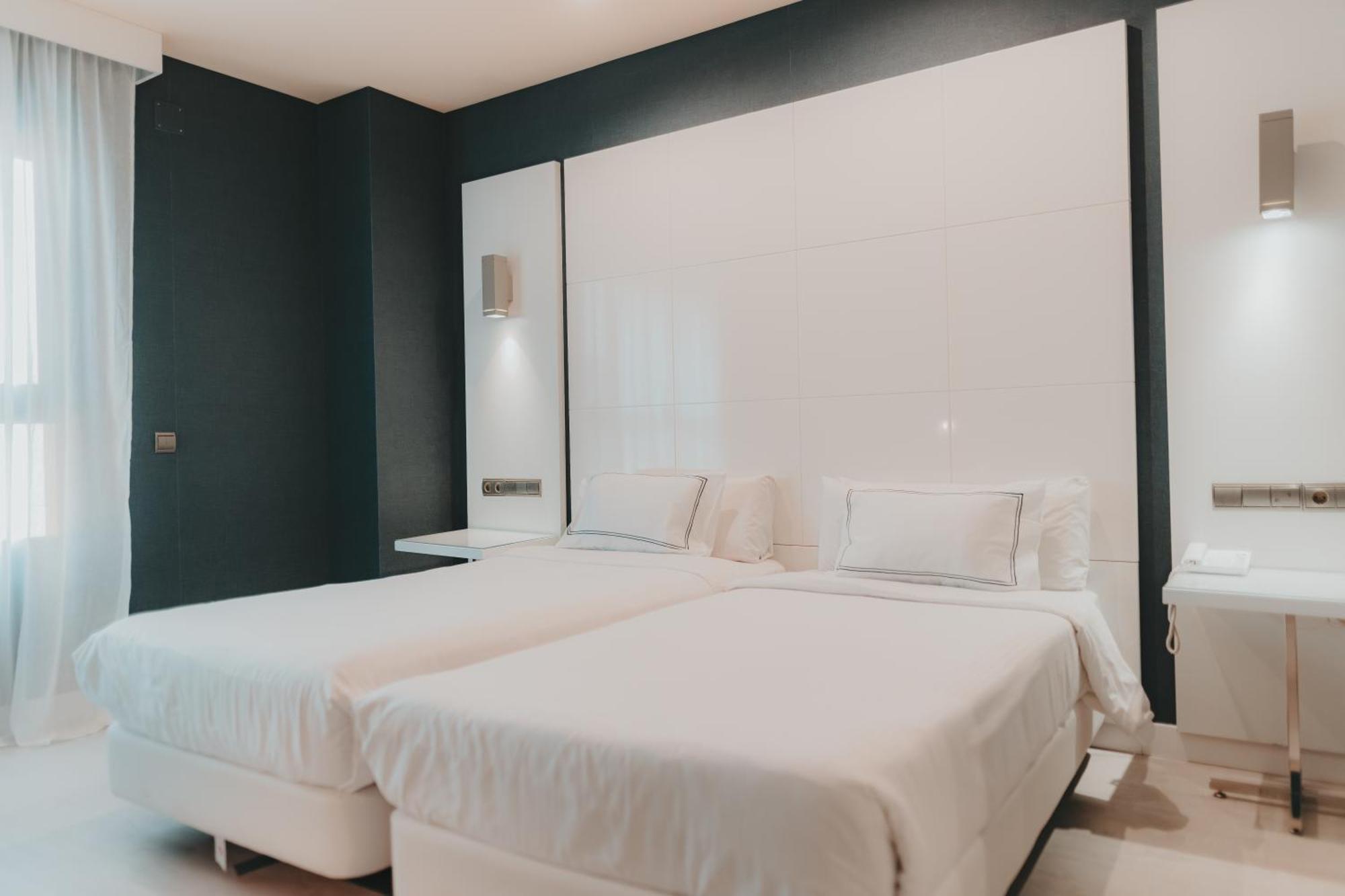 Standard Twin Room,1693286067:JPEG